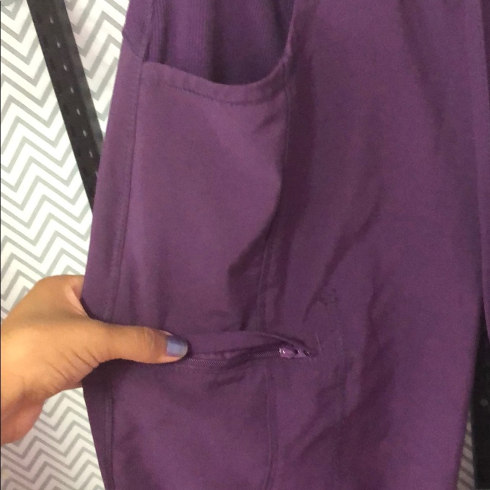 Scrubs - Picture 3 of 8